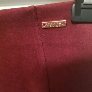 Ivanka Trump Skirts - Ivanka Trump Pencil Skirt Ivanka Trump Skirts - Ivanka Trump Pencil Skirt